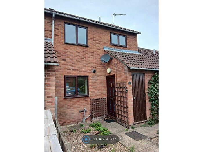 2 Bedroom Semi Detached House To Rent In The Hoplands, Sleaford, NG34