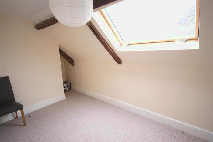 2 Bedroom Flat To Rent In High Street, Downham Market PE38