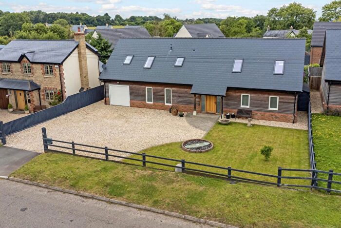 4 Bedroom Detached House For Sale In Blunsdon, Wiltshire, SN26