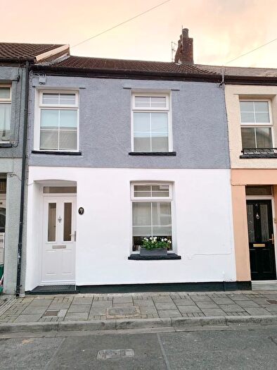 2 Bedroom Terraced House For Sale In Edmund Street, Porth, CF39