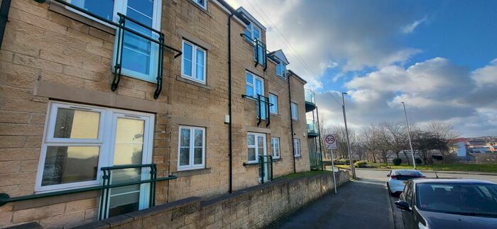 2 Bedroom Apartment To Rent In Cranmer Road, Bradford, BD3