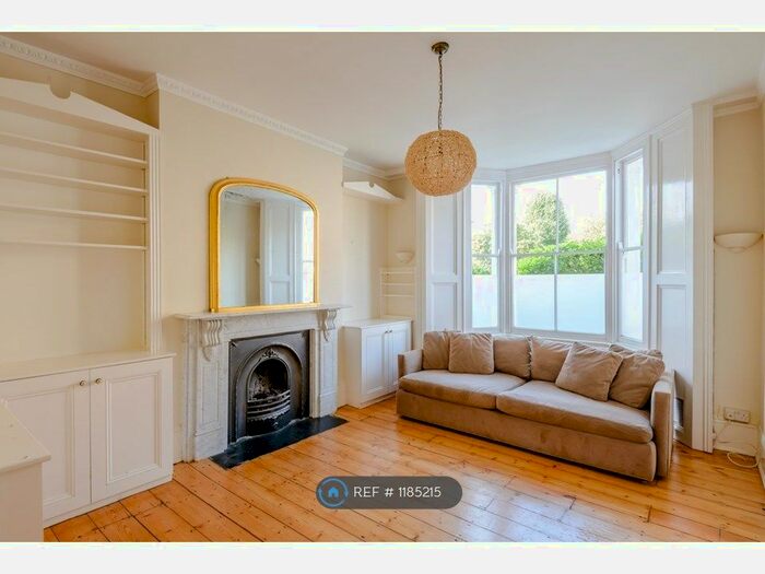 3 Bedroom Maisonette To Rent In Prince Of Wales Road, London, NW5