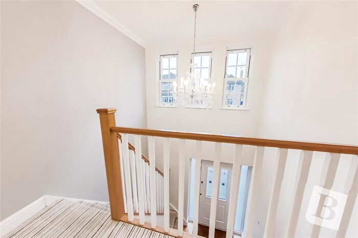 4 Bedroom Detached House For Sale In Elmdene Avenue, Emerson Park, RM11