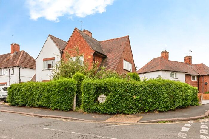 3 Bedroom Semi-Detached House For Sale In Meriden Avenue, Beeston, Nottingham, NG9