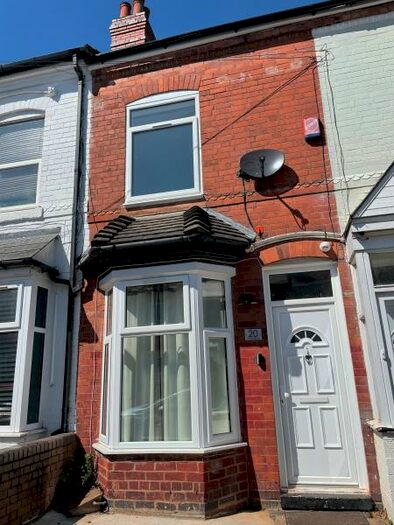 6 Bedroom Terraced House To Rent In Winnie Road, B29