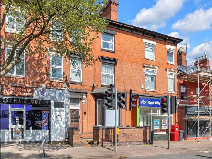 6 Bedroom Terraced House For Sale In Hinckley Road, Leicester, LE3