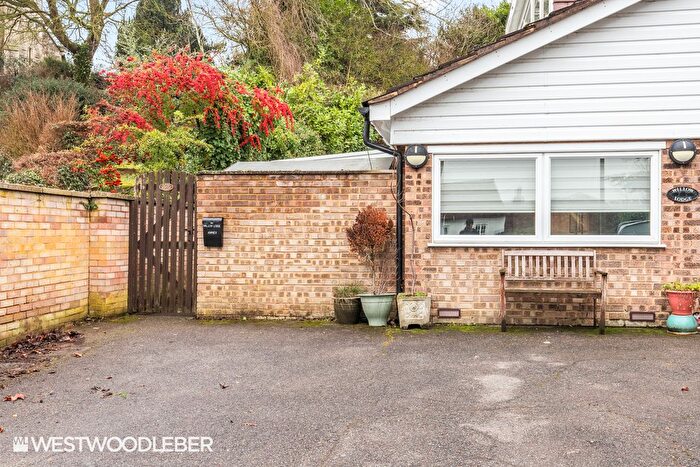 1 Bedroom Maisonette To Rent In Cambridge Road, Thundridge, SG12