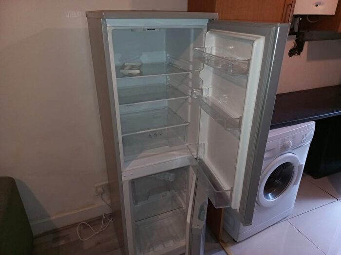 1 Bedroom Flat To Rent In Earnshaw, BL3