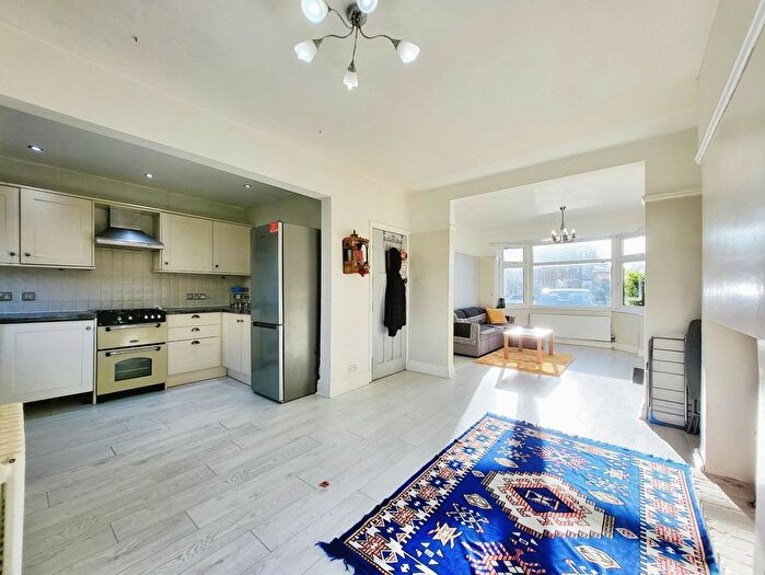 3 Bedroom Terraced House For Sale In Ellesmere Road, Altrincham, Greater Manchester, WA14