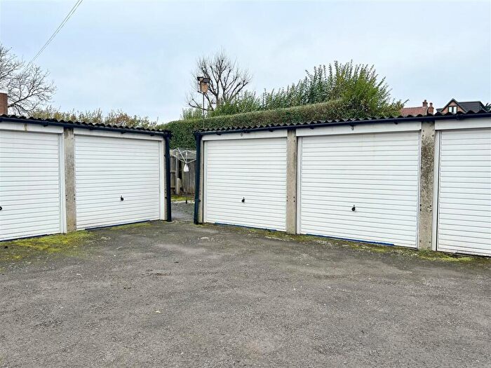 1 Bedroom Apartment For Sale In Stanley Close, Hall Green, Birmingham, B28