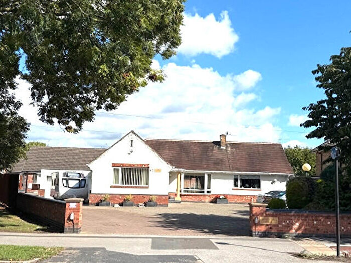 4 Bedroom Bungalow For Sale In , Ings Road, Hull, East Riding Of Yorkshire, HU8