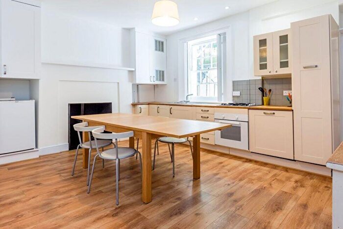 1 Bedroom Flat To Rent In Mornington Terrace, Camden / Regents Park, NW1