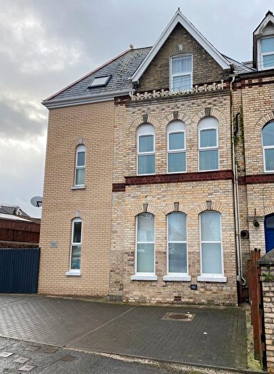 1 Bedroom Flat To Rent In Hills View, Barnstaple, EX32