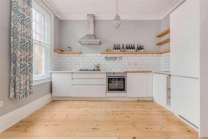 1 Bedroom Flat To Rent In Brixton Hill, Brixton Hill, SW2