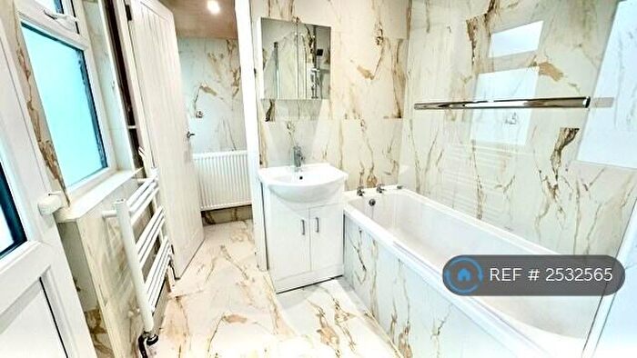 2 Bedroom Terraced House To Rent In Longstone Road, Eastbourne, BN22