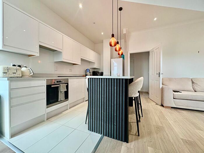 2 Bedroom Apartment To Rent In Taverners Way, Hoddesdon, EN11