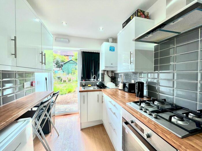 5 Bedroom Terraced House To Rent In Cornwall Road, Coventry, CV1