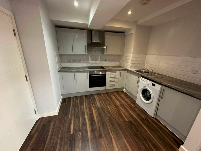 Studio To Rent In Junction Road, Harrow, HA1