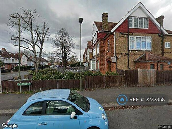 2 Bedroom Flat To Rent In Grove Park Road, London, SE9