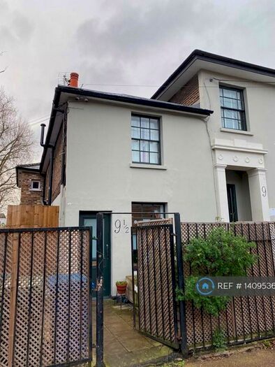 1 Bedroom Flat To Rent In Blenheim Grove, London, SE15