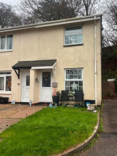 2 Bedroom End Terrace House For Sale In Wordsworth Close, Torquay, TQ2