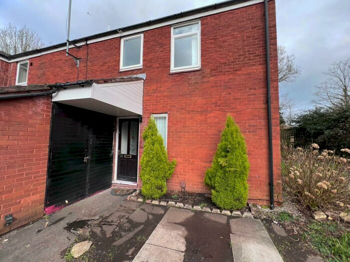 3 Bedroom Semi-Detached House To Rent In Daisy Meadow, Preston, PR5