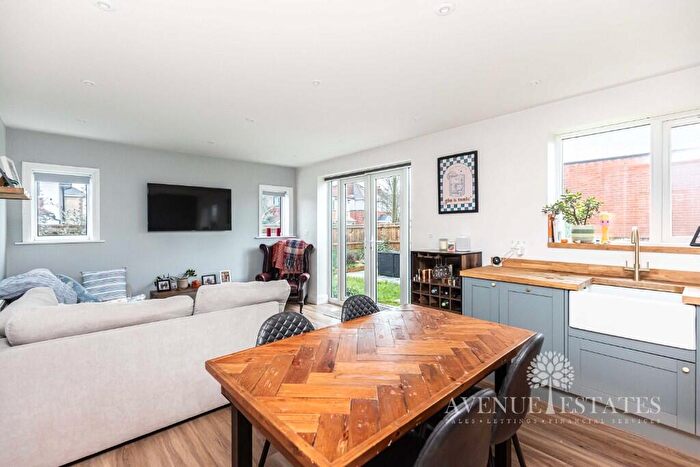 2 Bedroom Flat For Sale In Corhampton Road, Bournemouth, Dorset, BH6