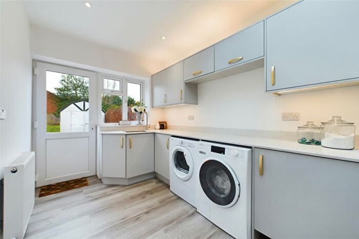 5 Bedroom Detached House For Sale In Reading Road, Winnersh, Wokingham, Berkshire, RG41
