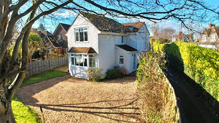 4 Bedroom Detached House For Sale In Lymington Road, Milford On Sea, Lymington, Hampshire, SO41