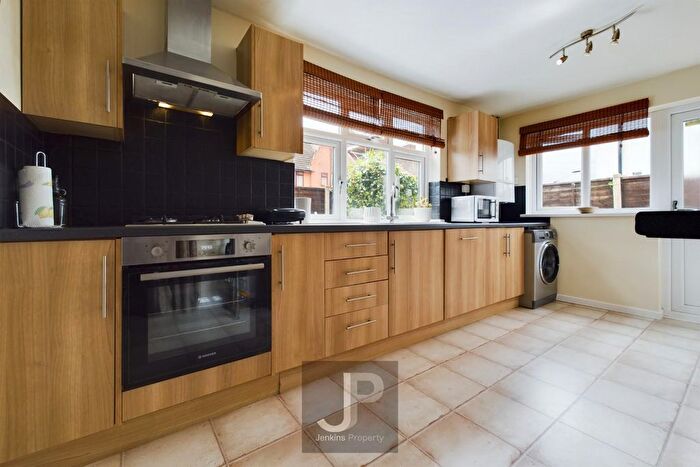 3 Bedroom Property To Rent In Botha Road, London, E13
