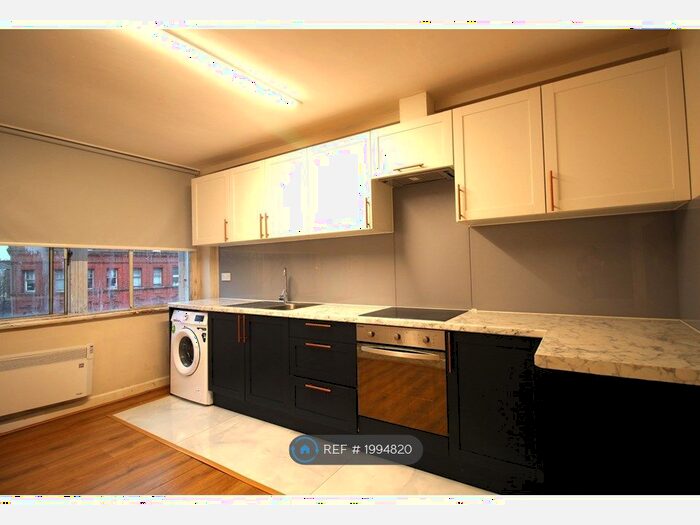 2 Bedroom Flat To Rent In Holloway Road, London, N19