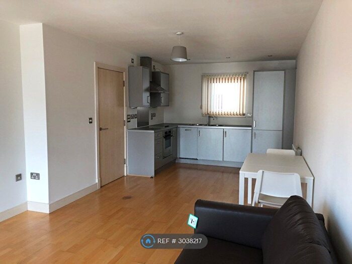 1 Bedroom Flat To Rent In Temple House, Birmingham, B2