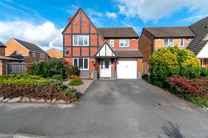 4 Bedroom Detached House For Sale In White Park Close, Middlewich, CW10