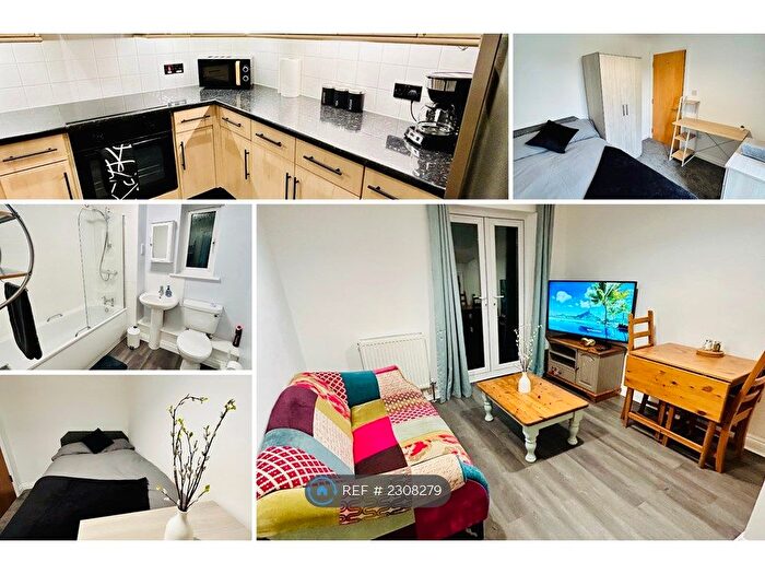 5 Bedroom Terraced House To Rent In Rose Green, Bristol, England, United Kingdom, BS5