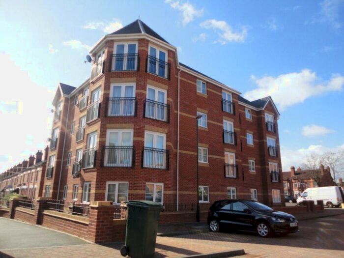 2 Bedroom Apartment To Rent In Signet Square, Stoke, Coventry, CV2