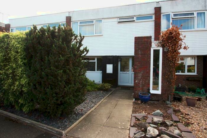 3 Bedroom Terraced House To Rent In Brantwood Gdns, West Byfleet, KT14