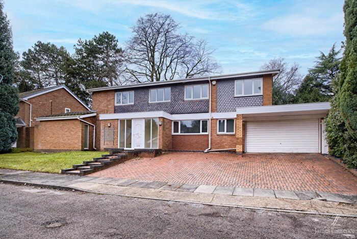 4 Bedroom Detached House To Rent In Birch Hollow, Edgbaston, Birmingham, B15
