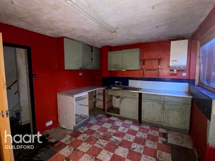 3 Bedroom Terraced House For Sale In Bracklesham Close, Farnborough, GU14