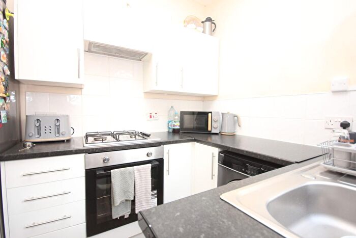 3 Bedroom Terraced House To Rent In Bridge Road, Preston, PR2