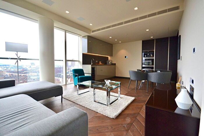 2 Bedroom Flat To Rent In Sandringham House, Duchess Walk, London, SE1