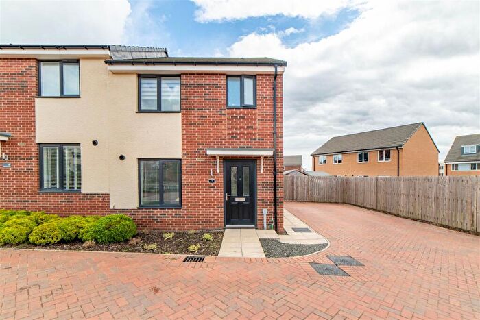 3 Bedroom Semi-Detached House For Sale In Primrose Lane, Newcastle Upon Tyne, NE13