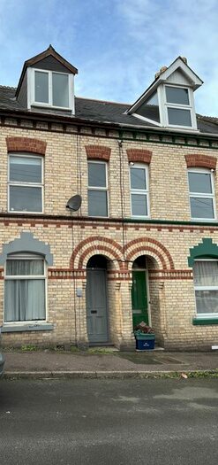 4 Bedroom Terraced House To Rent In Sunflower Road, Barnstaple, EX32