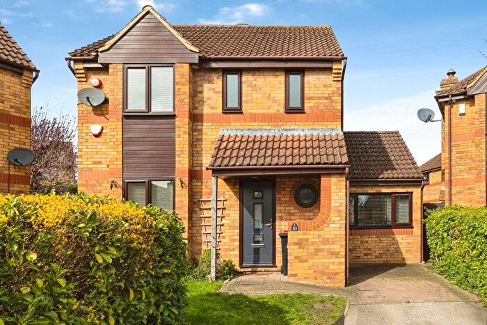 3 Bedroom Detached House For Sale In Hamilton Lane, Bletchley, Milton Keynes, MK3