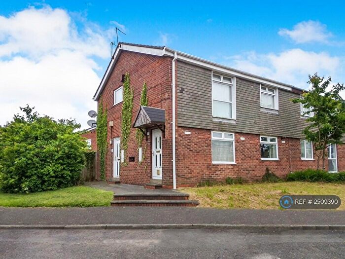 2 Bedroom Flat To Rent In Otley Close, Cramlington, NE23