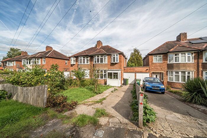 3 Bedroom Semi Detached House For Sale In Southern-By-Pass, Oxford, Oxfordshire, OX2