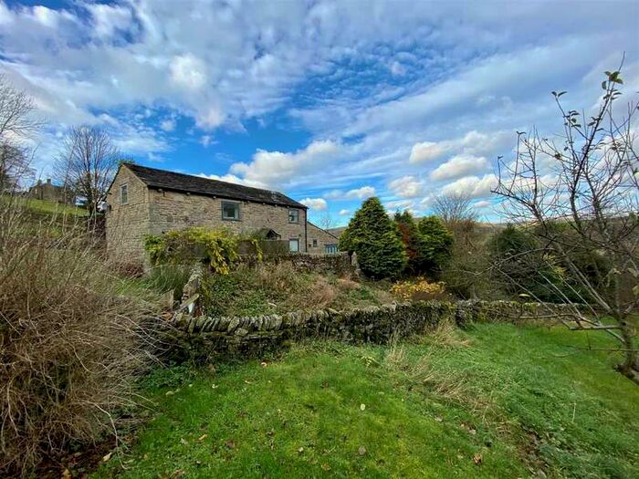 3 Bedroom Detached House For Sale In Valley Road, Hayfield, High Peak, SK22