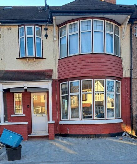 3 Bedroom Terraced House To Rent In Malvern Drive, Ilford, IG3