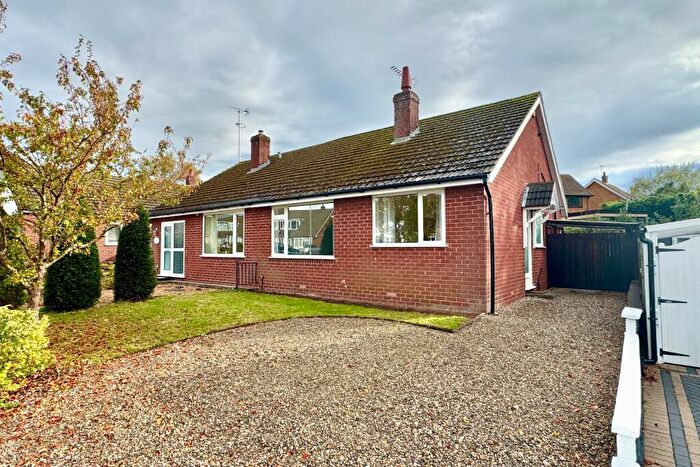 2 Bedroom Bungalow To Rent In Mount Close, Nantwich, Cheshire, CW5