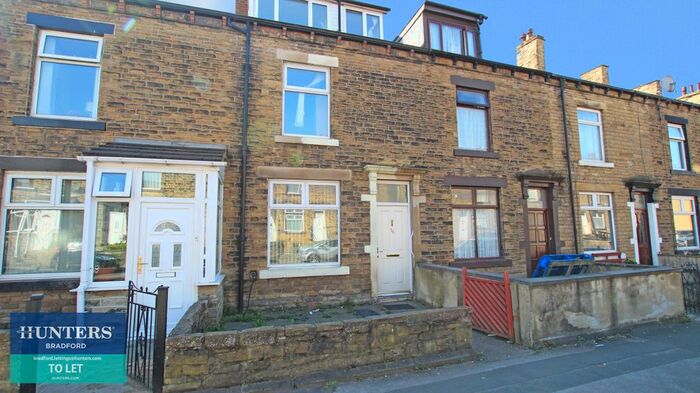 4 Bedroom Terraced House To Rent In Woodhall Terrace, Bradford, West Yorkshire, BD3