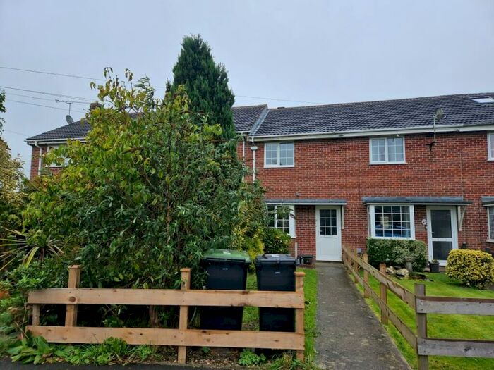 2 Bedroom House To Rent In Ash Close, Shaftesbury, SP7